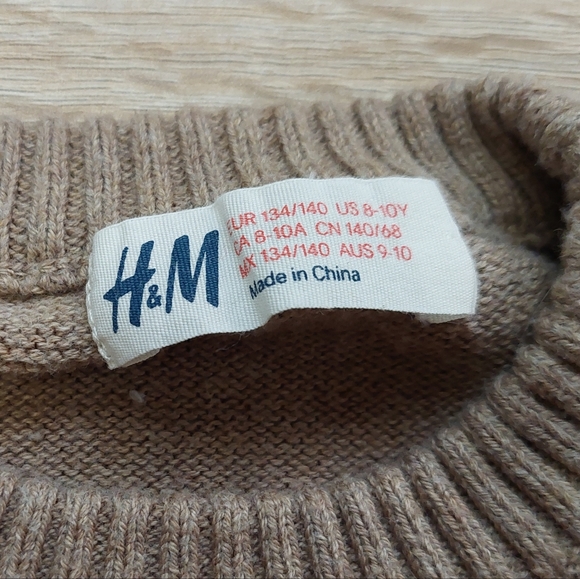 H&M vguc/euc grizzly bear sweater 8-10 years - Picture 4 of 11